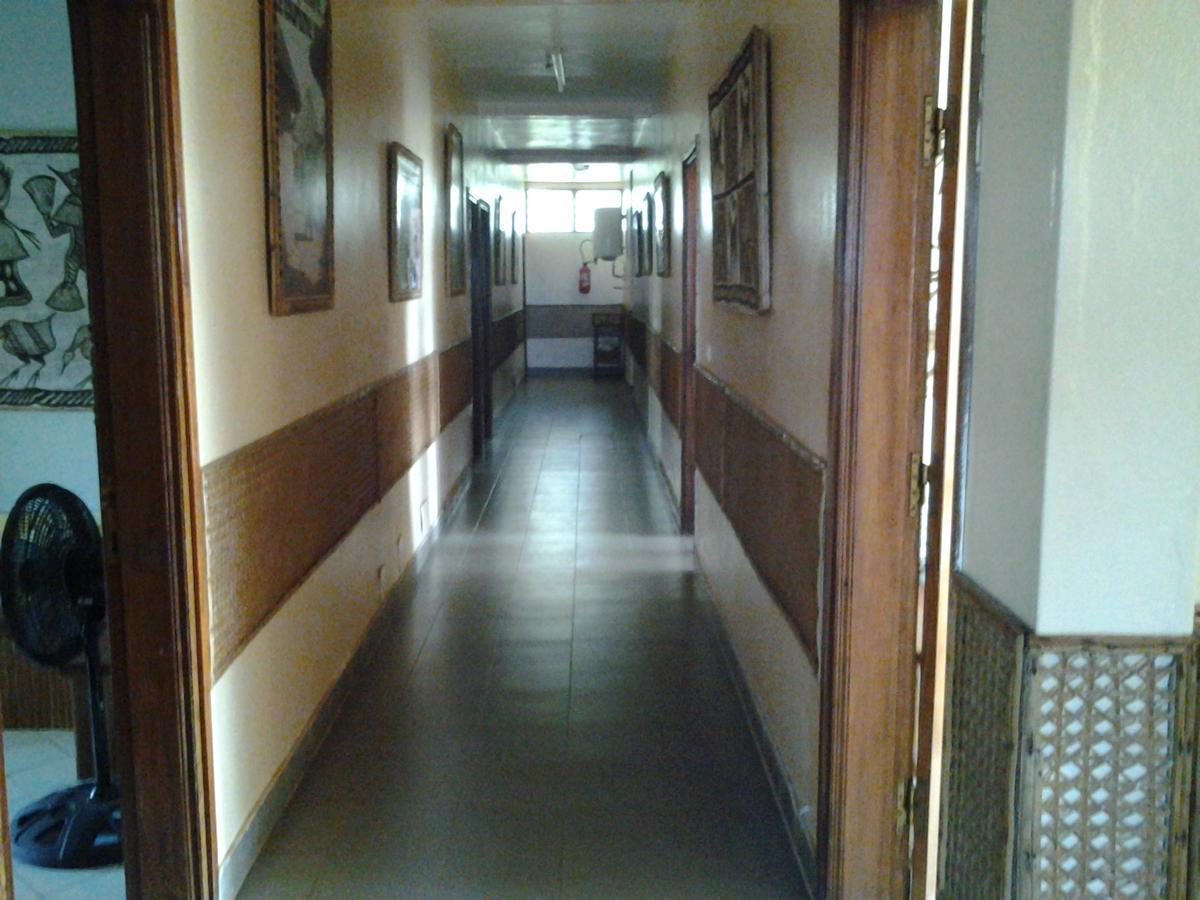 Hotel Le Pollet Sassandra Bagian luar foto